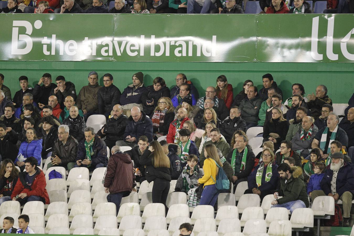 Fotos: Búscate si estuviste en la Tribuna Este de los Campos de Sport