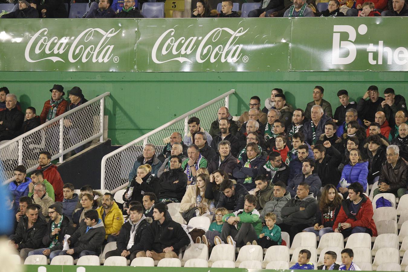 Fotos: Búscate si estuviste en la Tribuna Este de los Campos de Sport