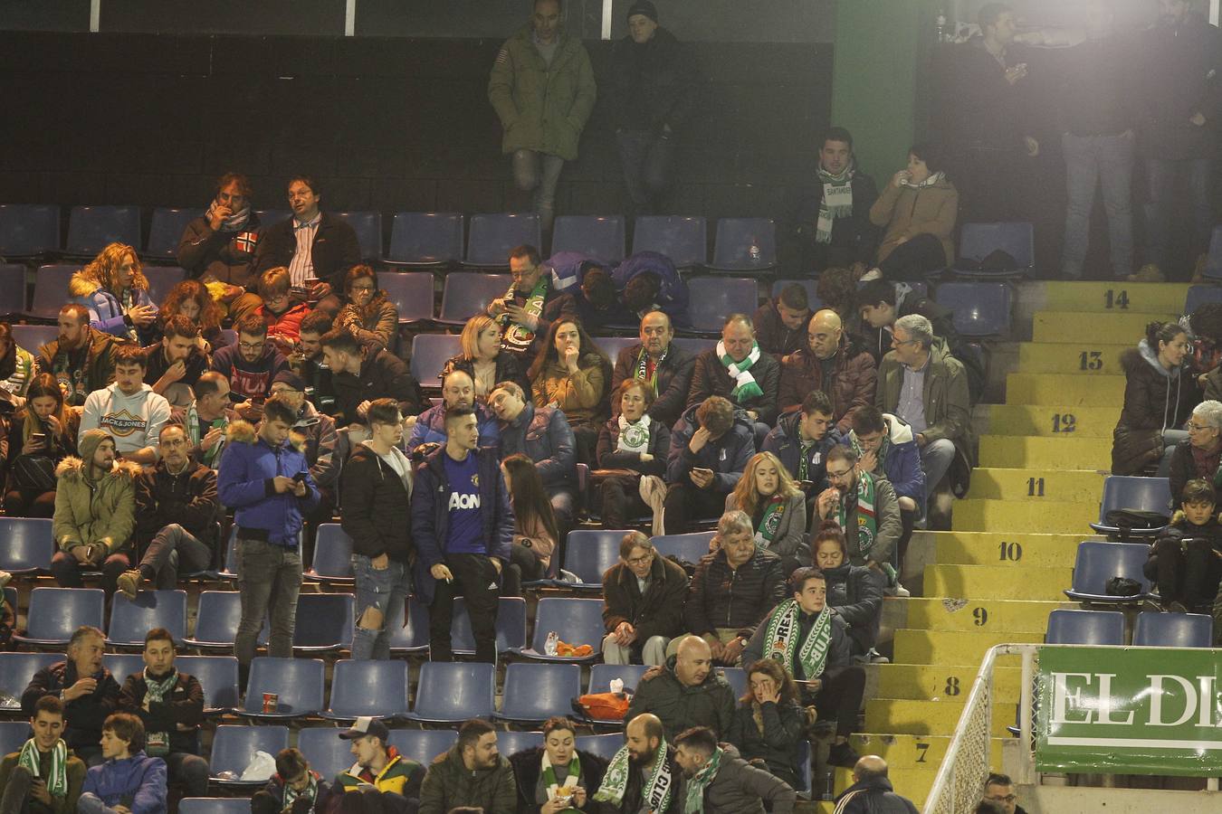 Fotos: Búscate si estuviste en la Tribuna Este de los Campos de Sport