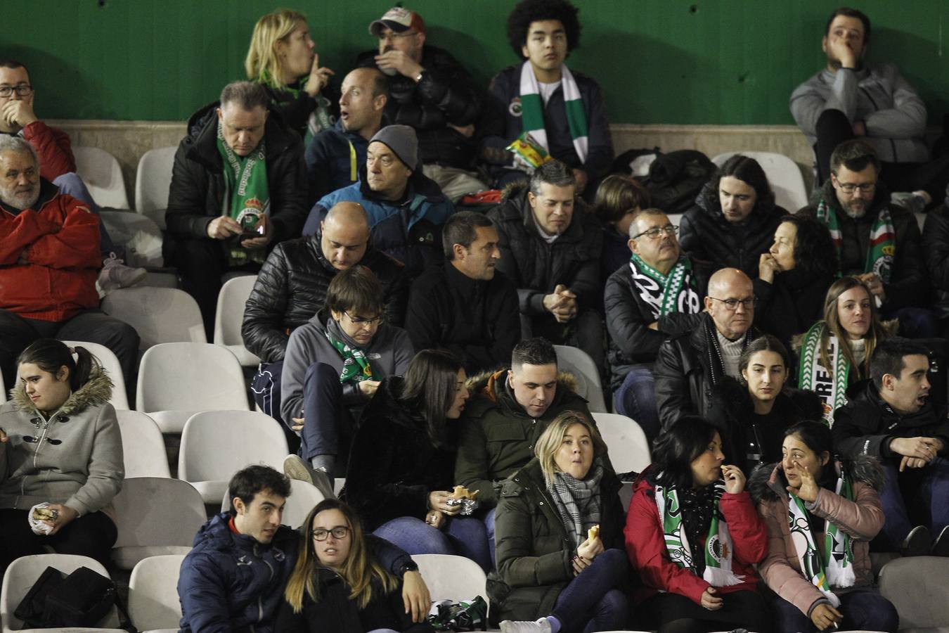 Fotos: Búscate si estuviste en la Tribuna Norte de los Campos de Sport