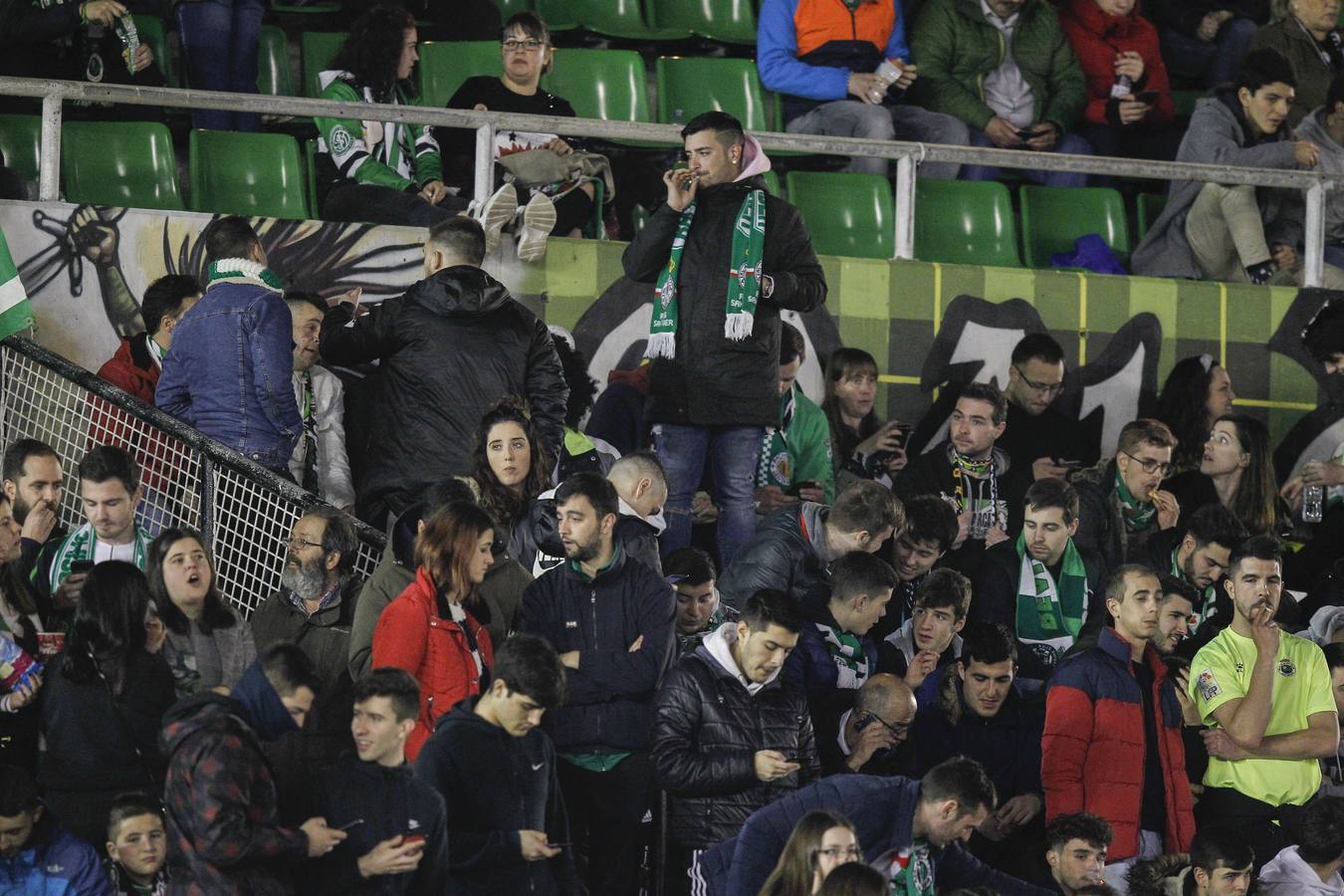 Fotos: Búscate si estuviste en la Tribuna Norte de los Campos de Sport