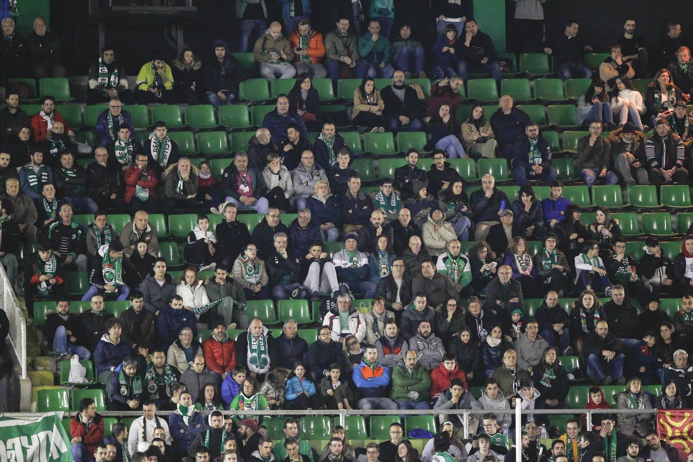 Fotos: Búscate si estuviste en la Tribuna Norte de los Campos de Sport