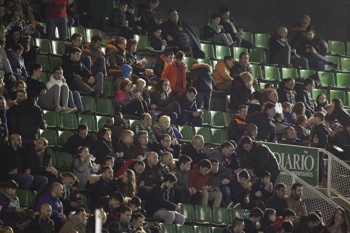 Fotos: Búscate si estuviste en la Tribuna Norte de los Campos de Sport