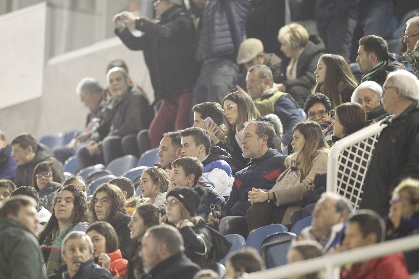 Fotos: Búscate si estuviste en la Tribuna Norte de los Campos de Sport