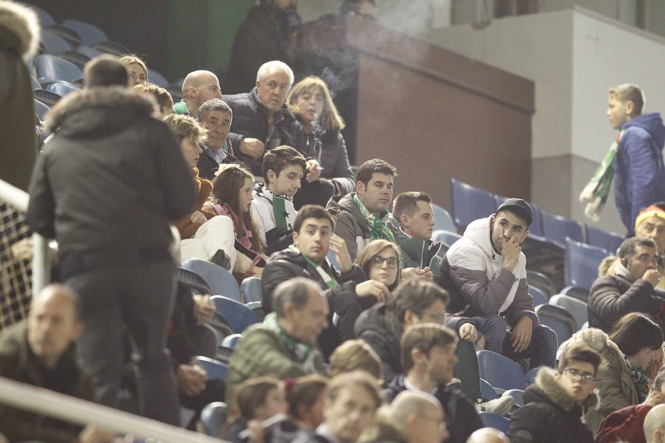 Fotos: Búscate si estuviste en la Tribuna Norte de los Campos de Sport