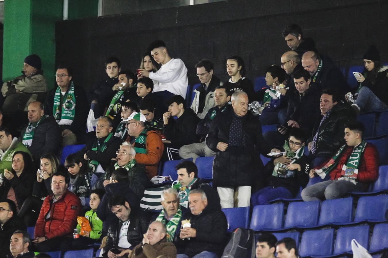 Fotos: Búscate si estuviste en la Tribuna Sur de los Campos de Sport