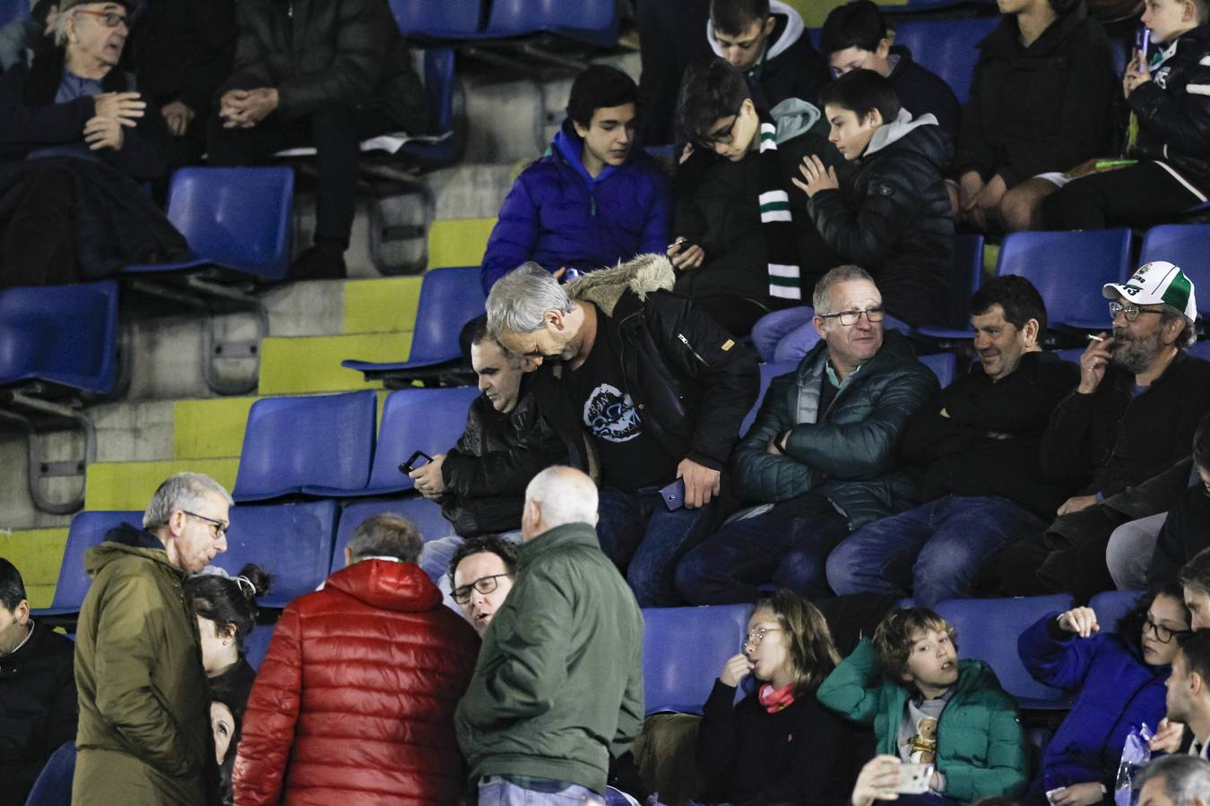 Fotos: Búscate si estuviste en la Tribuna Sur de los Campos de Sport