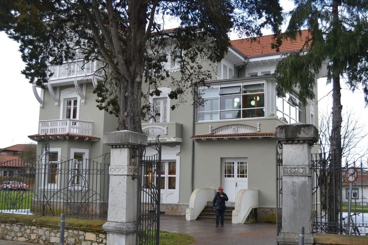 El concurso se convoca desde la Biblioteca Municipal de Colindres. I. BAJO