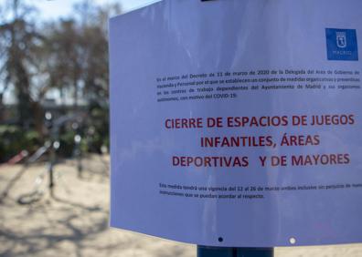 Imagen secundaria 1 - El Retiro se pone serio y cierra sus columpios