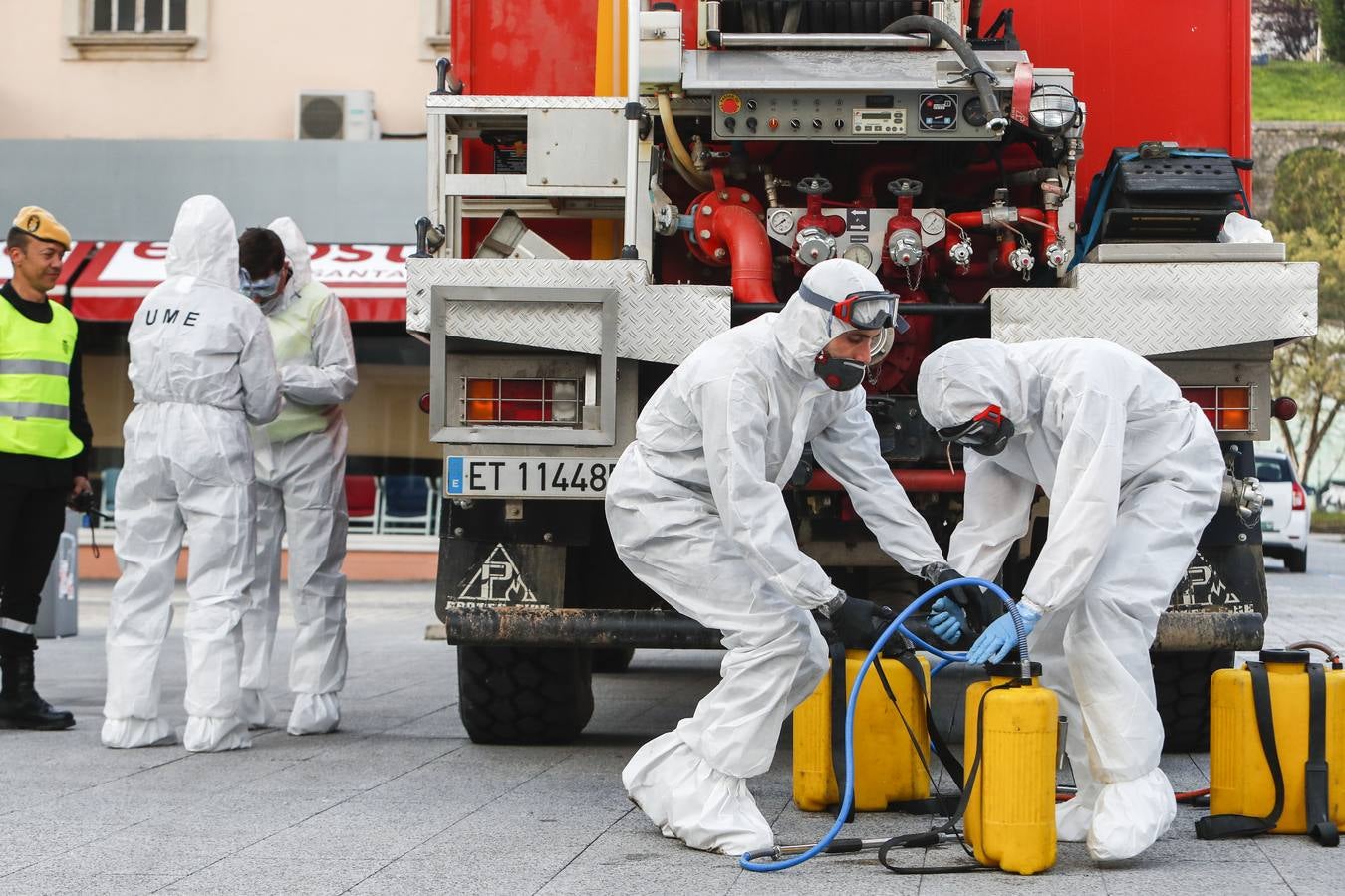 El Ministerio de Defensa desplaza a la región a 97 militares y 30 vehículos para tareas de vigilancia, concienciación ciudadana y desinfección en la lucha contra la pandemia