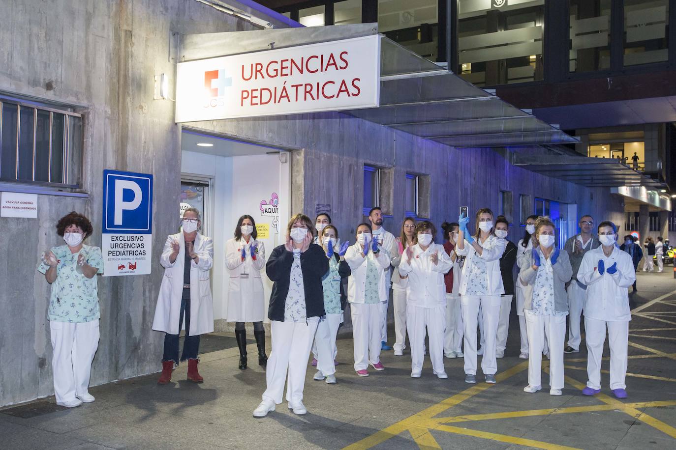 Fotos: Aplauso y homenaje