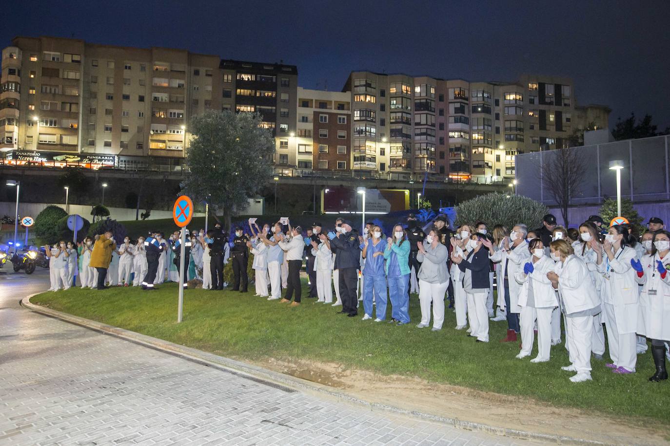 Fotos: Aplauso y homenaje