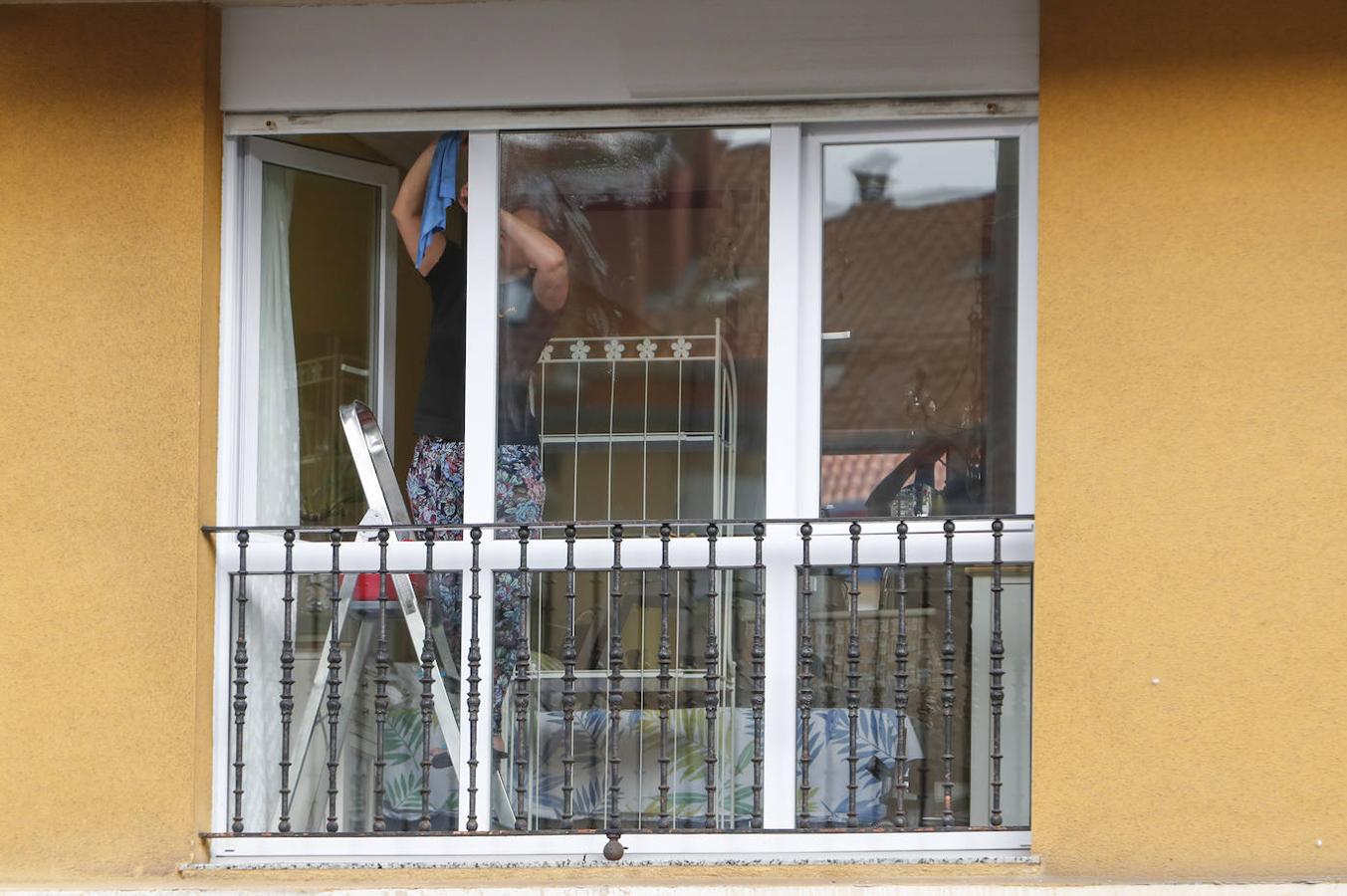 Fotos: Mucha vida en las ventanas