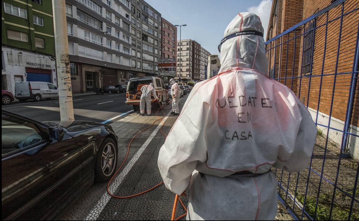 Cantabria supera ya el millar de contagios y suma otras cuatro personas muertas por coronavirus