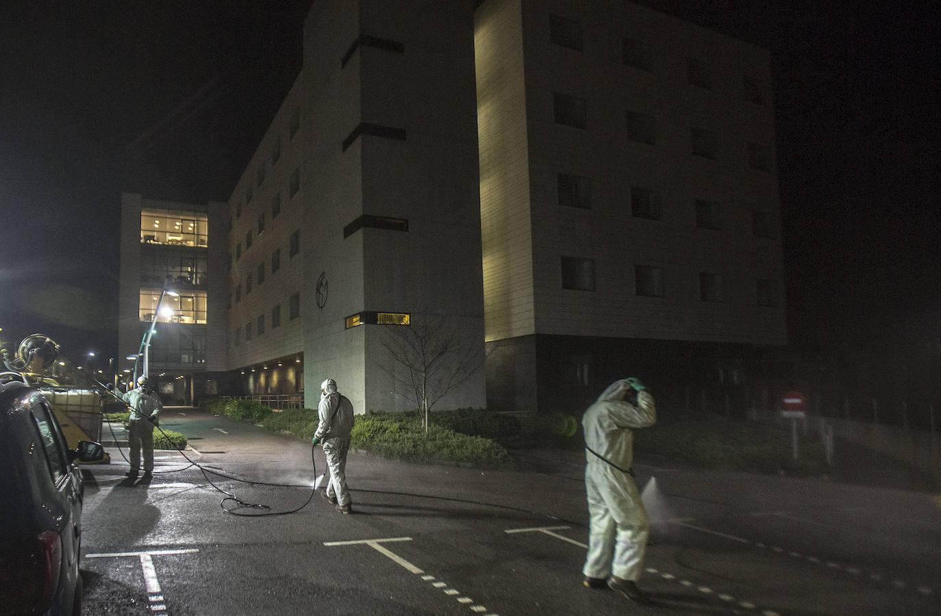 Fotos: Trabajos nocturnos de desinfección