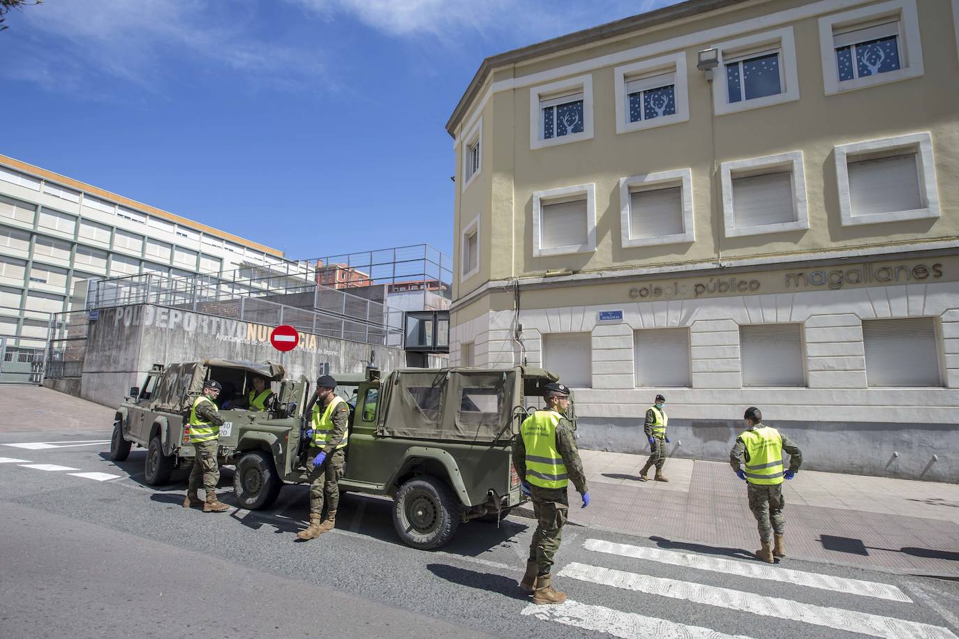 Fotos: El Ejercito patrulla por Santander