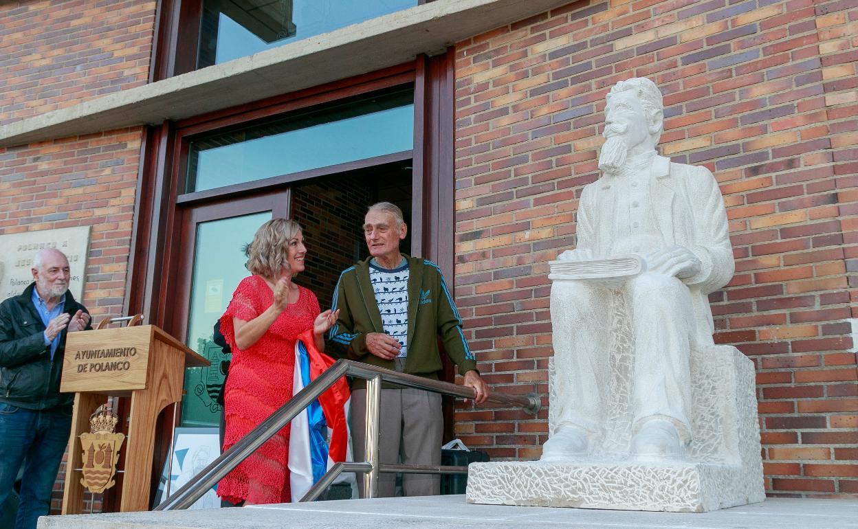 Polanco decreta tres días de luto por el fallecimiento por coronavirus de Anthony Clarke