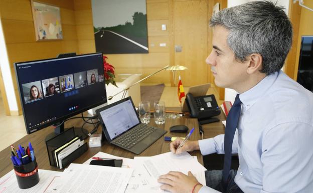 Zuloaga, en la reunión telemática del Consejo de Gobierno.