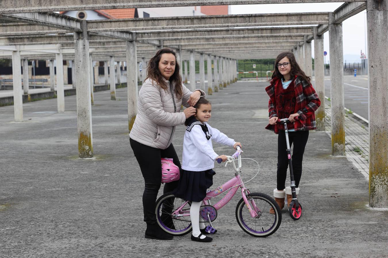 Fotos: Los niños disfrutan en distintos puntos de Cantabria