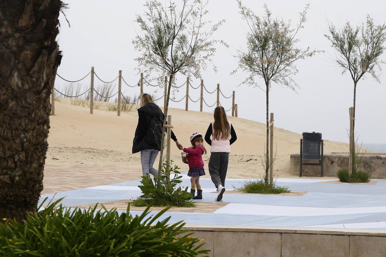 Fotos: Los niños disfrutan en distintos puntos de Cantabria