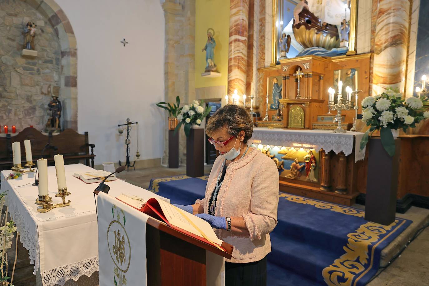 Fotos: San Vicente de la Barquera vive La Folía desde el confinamiento