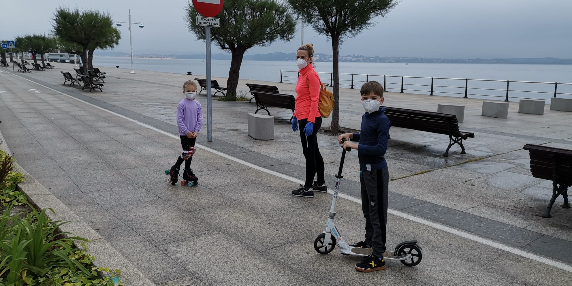 Fotos: Los niños de Cantabria pisan la calle