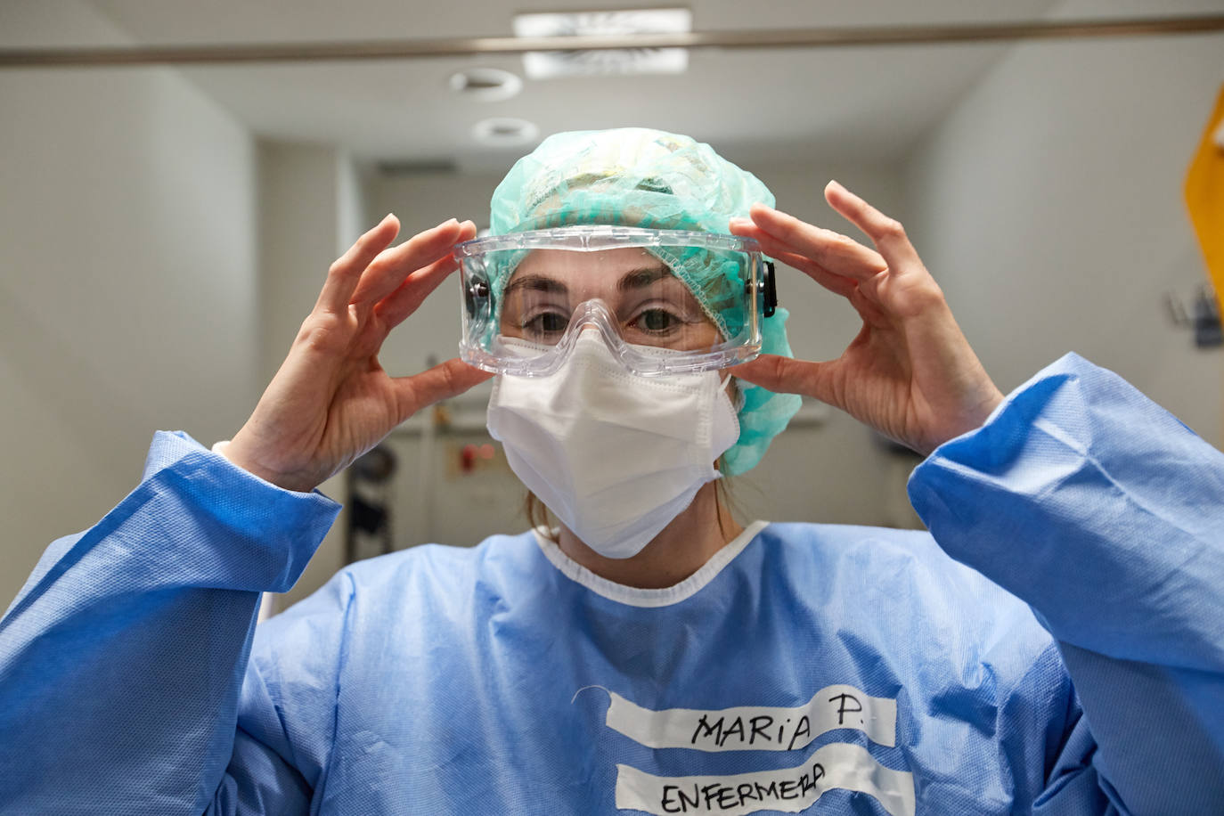 Fotos: Así han trabajado los profesionales sanitarios de Valdecilla contra el coronavirus