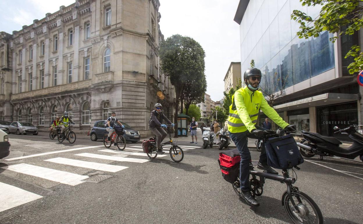 Santander se prepara para un cambio de movilidad ante la limitación del aforo en el transporte público