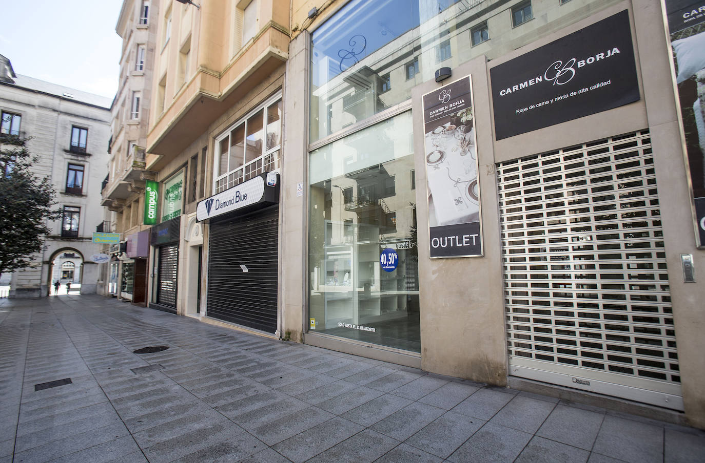 Fotos: Comercio cerrado en Santander