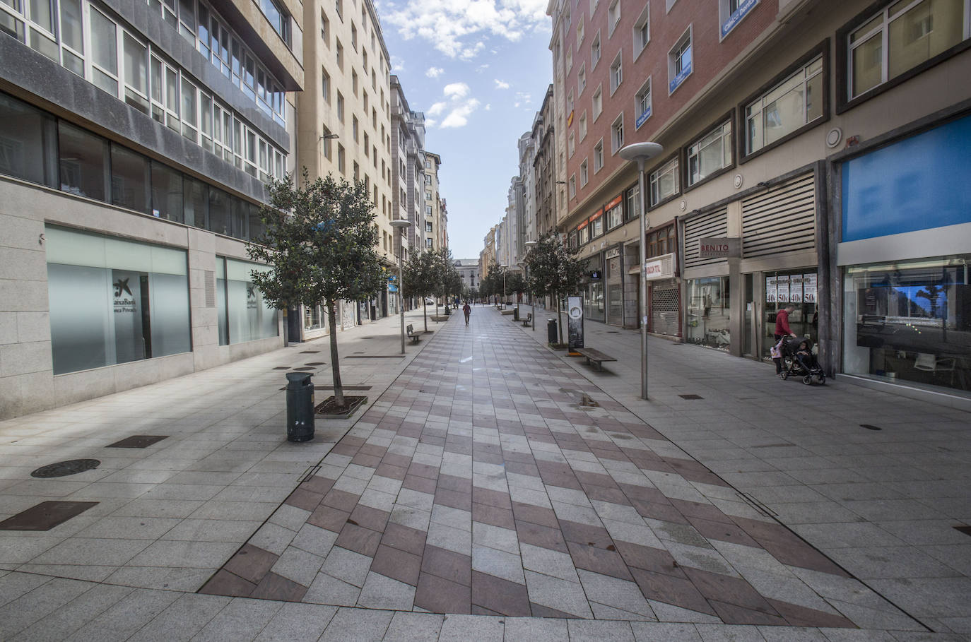 Fotos: Comercio cerrado en Santander