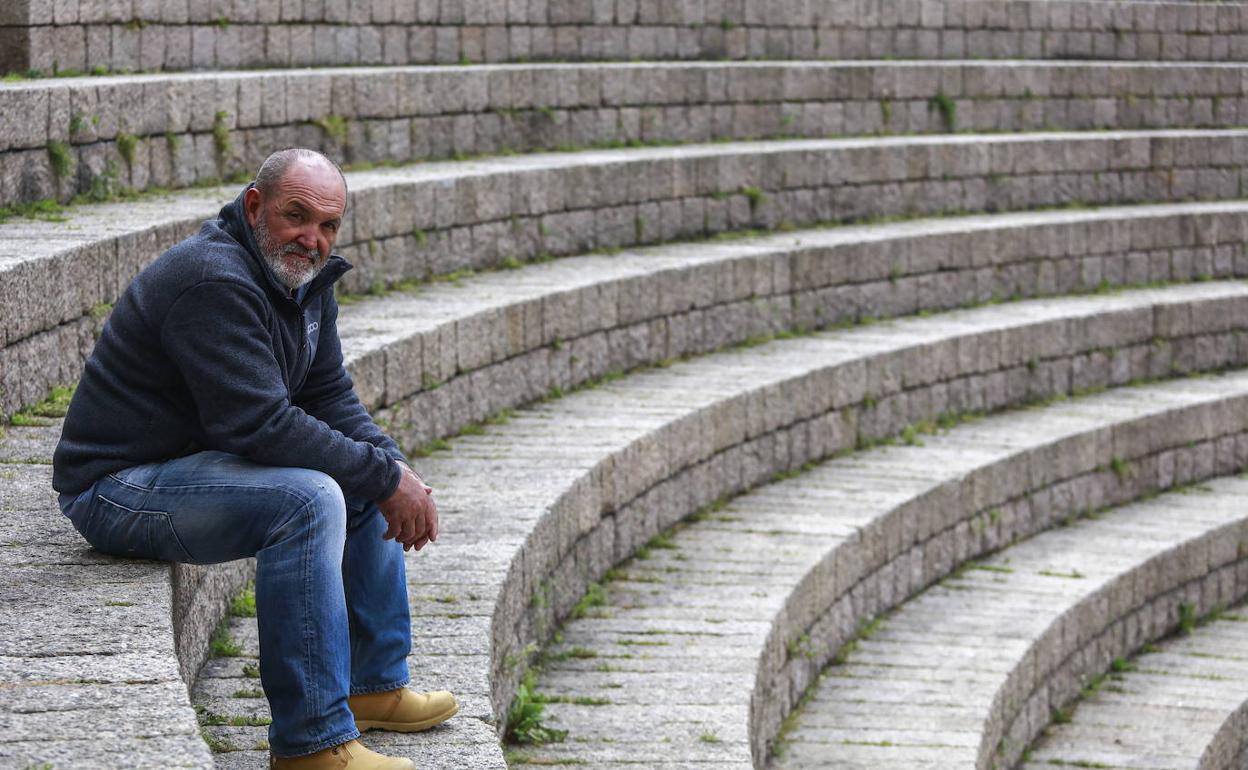 Imagen de 2019 cuando Juanito Oiarzabal presentó el aniversario de su subida al Anapurna.