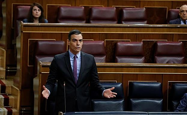 Pedro Sánchez interviene durante la sesión de control. 