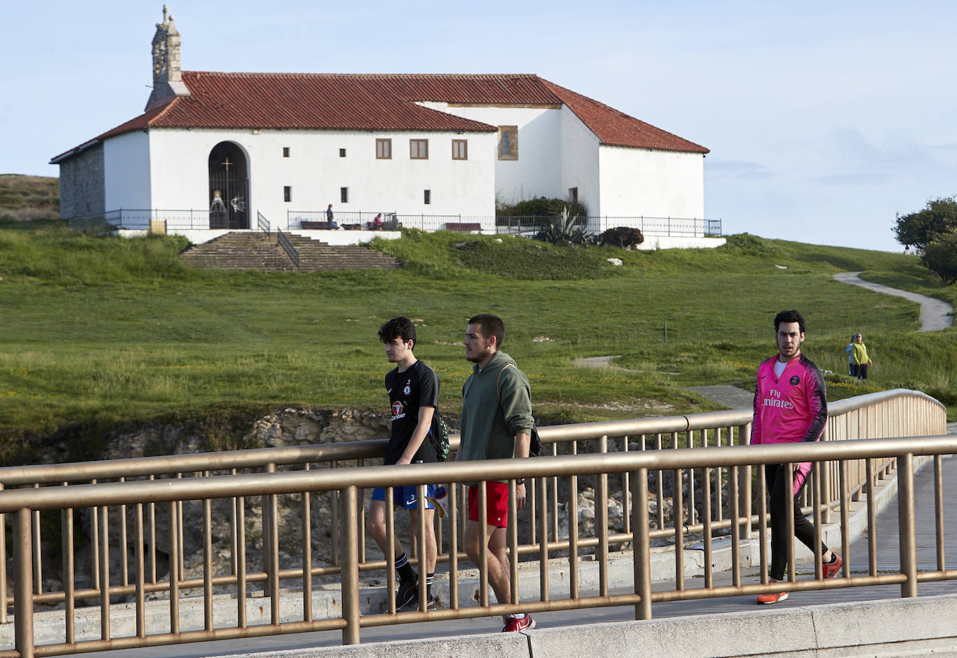 Fotos: Día de surf en Liencres