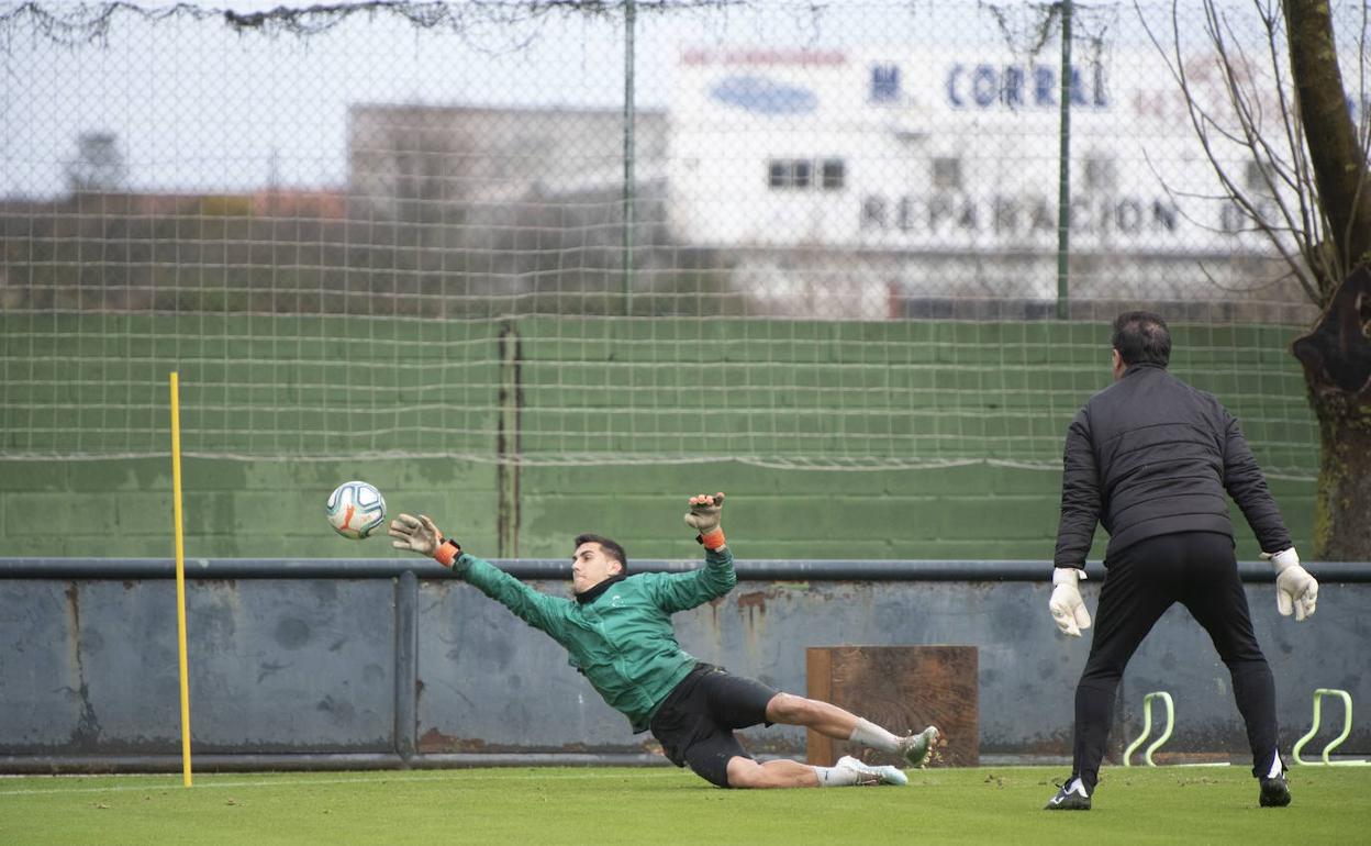 La posibilidad de que haya descensos a Segunda B, más cercana desde ayer