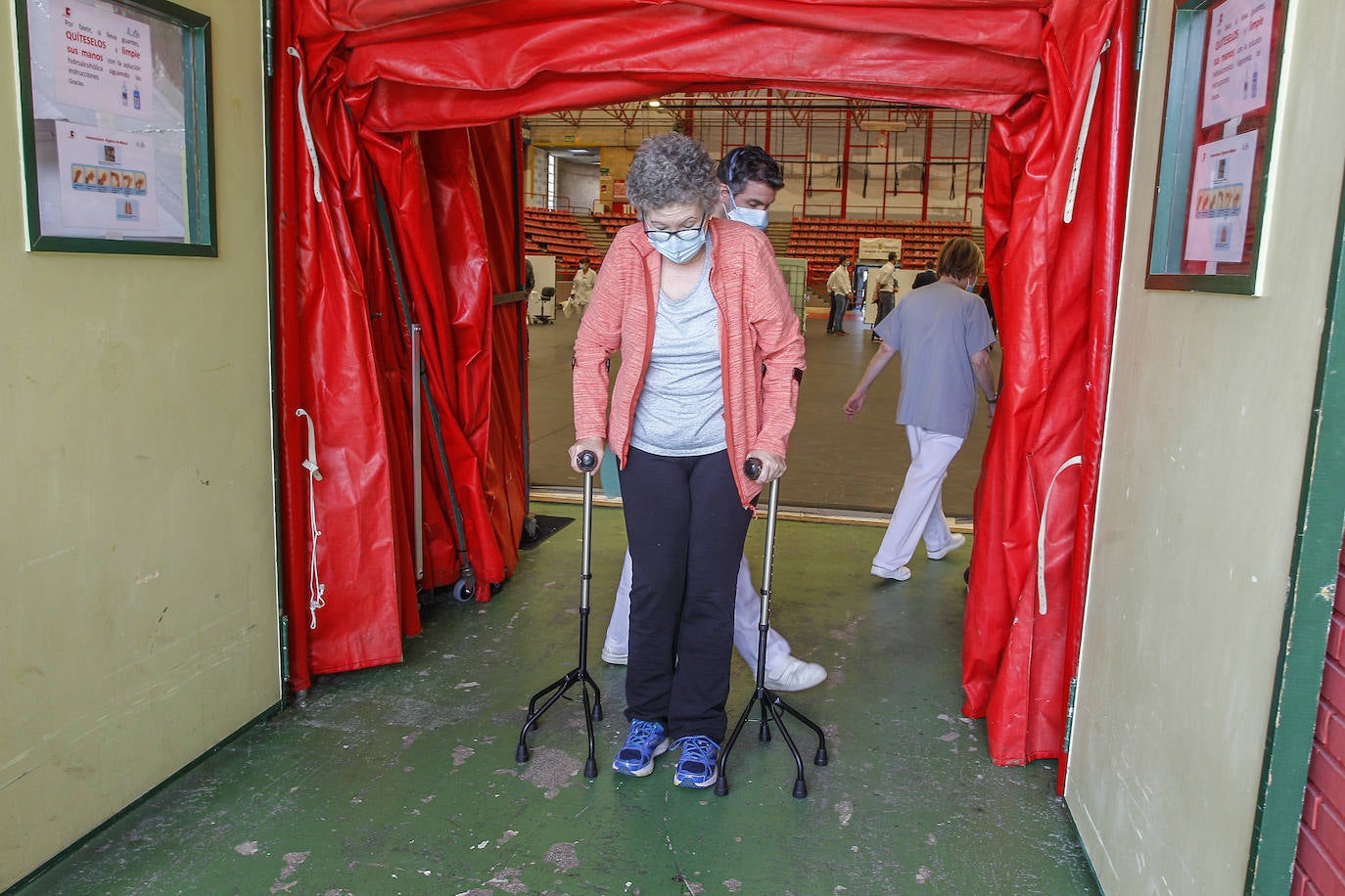 El pabellón acoge desde el pasado lunes la atención ambulatoria de rehabilitación, fisioterapia, logopedia y terapia ocupacional del Hospital Sierrallana,