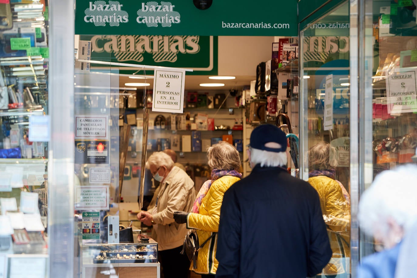 Más del 80% del comercio ha abierto sus puertas en la fase 1 de la desescalada, manteniendo las distancias entre clientes e introduciendo las medidas sanitarias obligatorias.