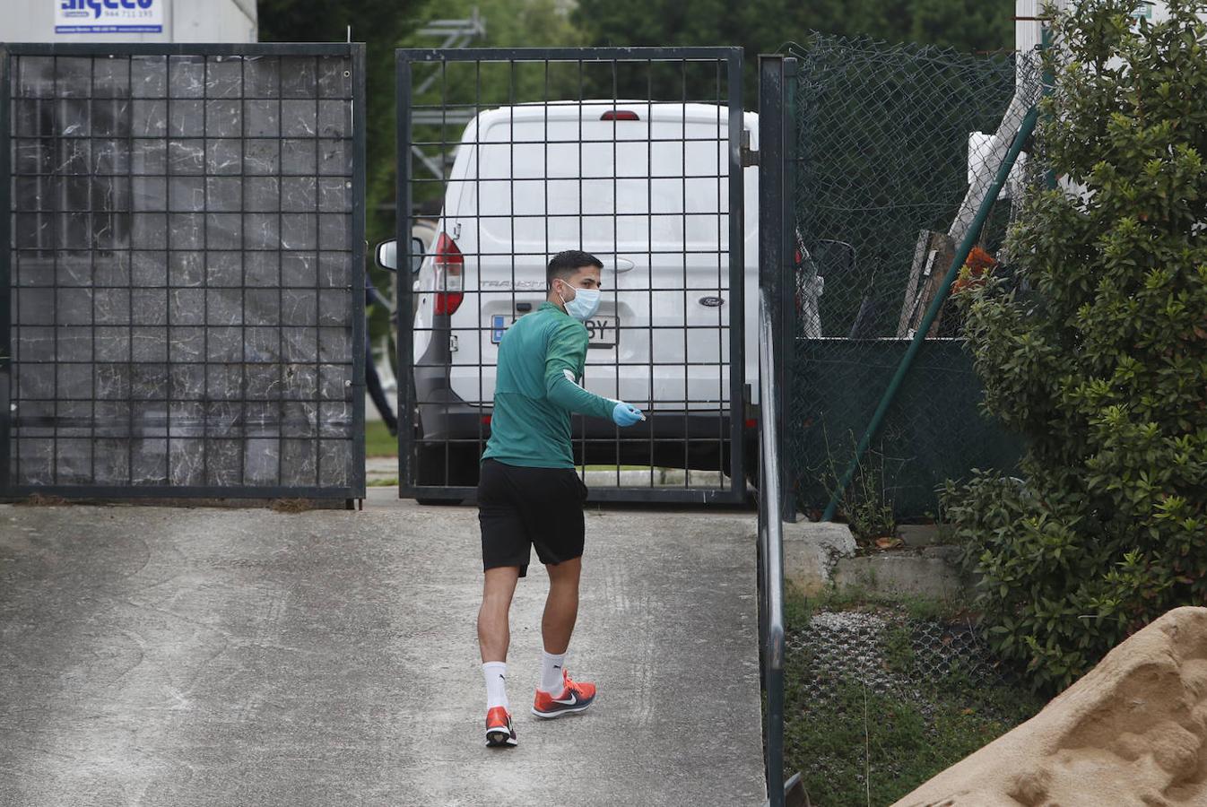 El equipo verdiblanco ha regresado a los entrenamientos dos meses después tras el parón motivado por la crisis sanitaria del coronavirus.