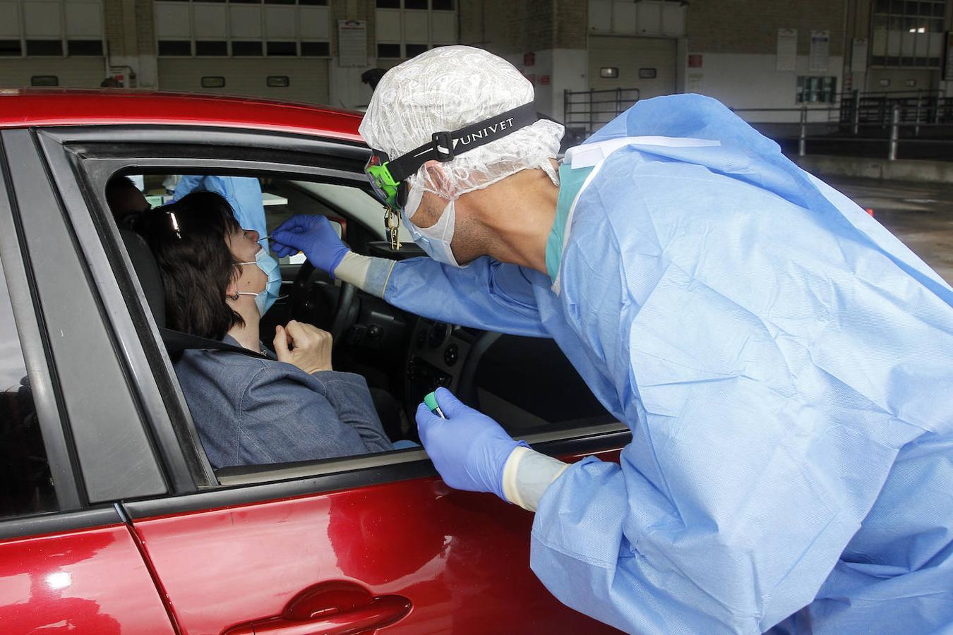 Fotos: Se redoblan los esfuerzos para hacer test