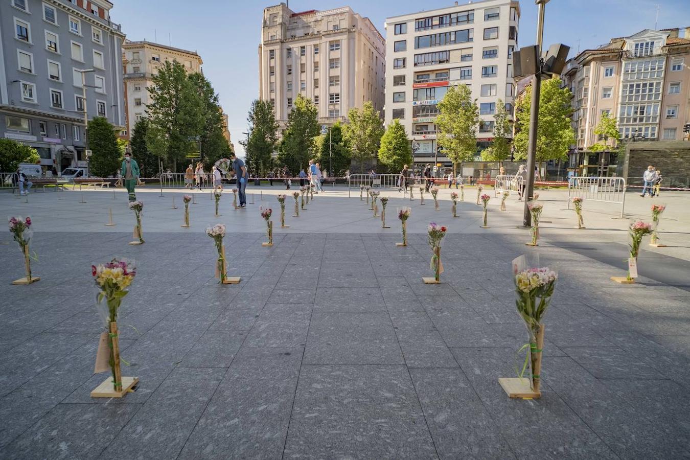 Fotos: Flores para quienes han hecho frente al coronavirus