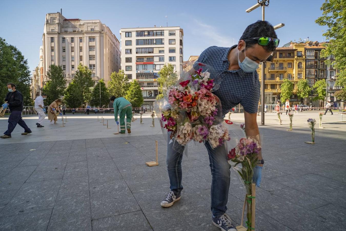 Fotos: Flores para quienes han hecho frente al coronavirus