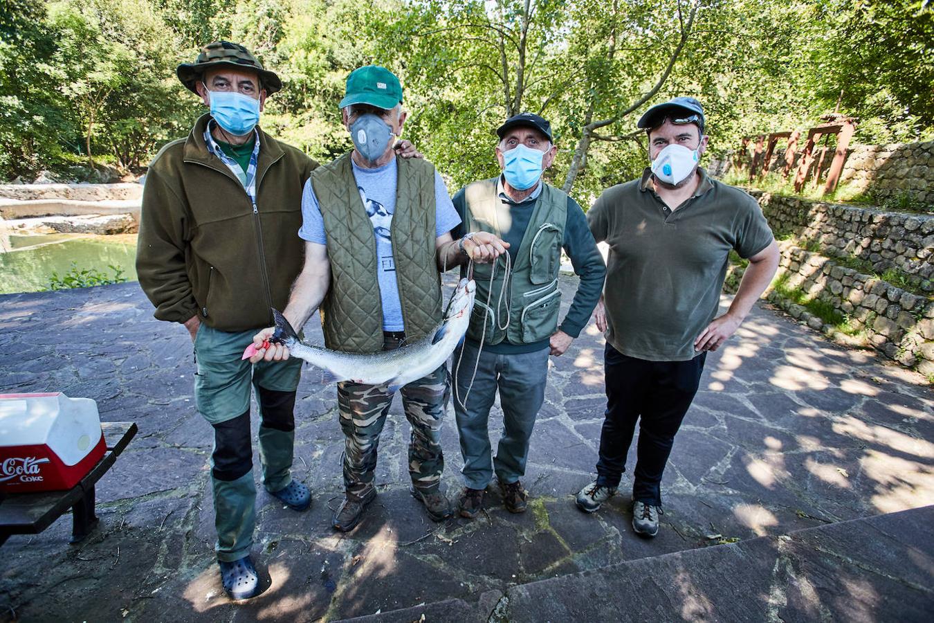 Fotos: Los pescadores vuelven a los ríos