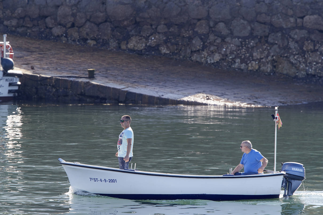 Fotos: Los pescadores recuperan la actividad tras más de dos meses