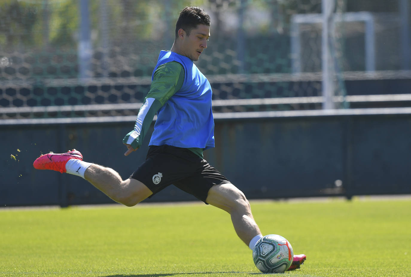 Fotos: El Racing sigue preparando su regreso a la competición