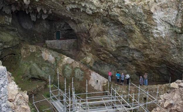 La red de cuevas prehistóricas y los seis centros culturales regionales reabrirán desde el martes