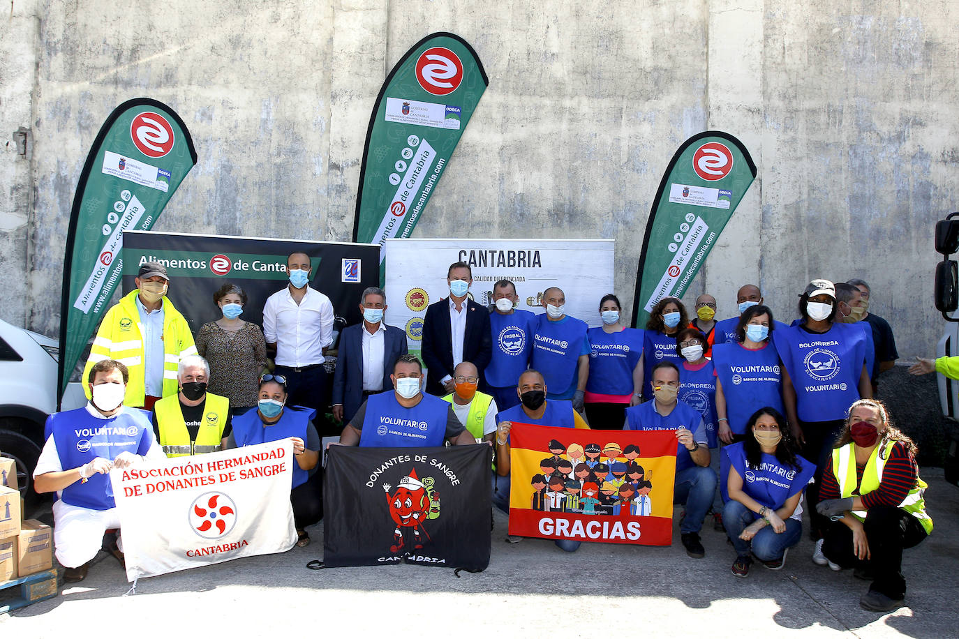 Fotos: 7.000 kilos de comida para el Banco de Alimentos de Canabria