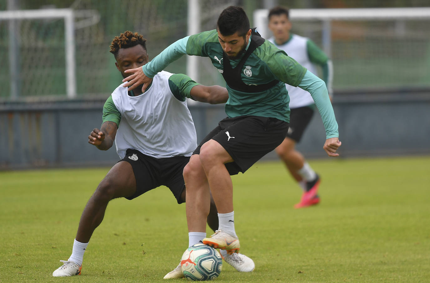 Fotos: El Racing ya entrena al completo