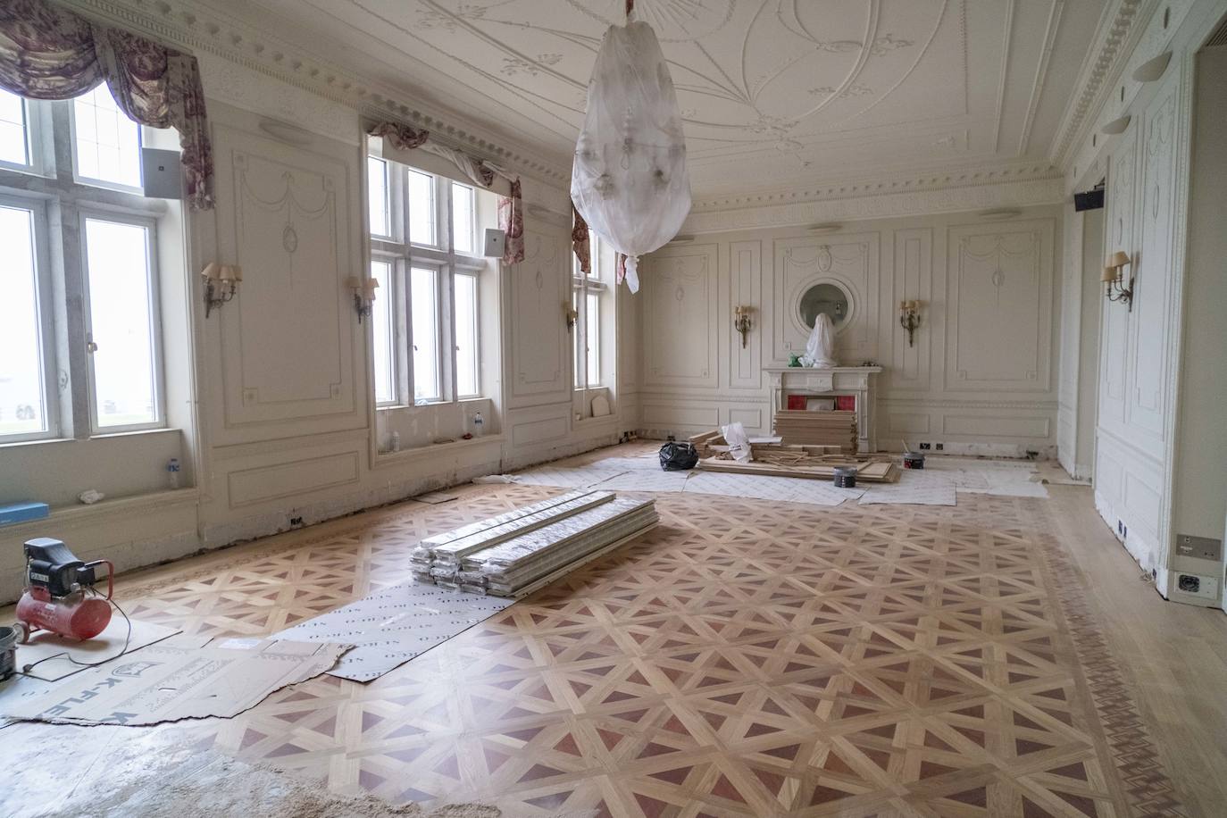 Los trabajos en el gran edificio de la península de La Magdalena estarán acabados «para mediados de julio»