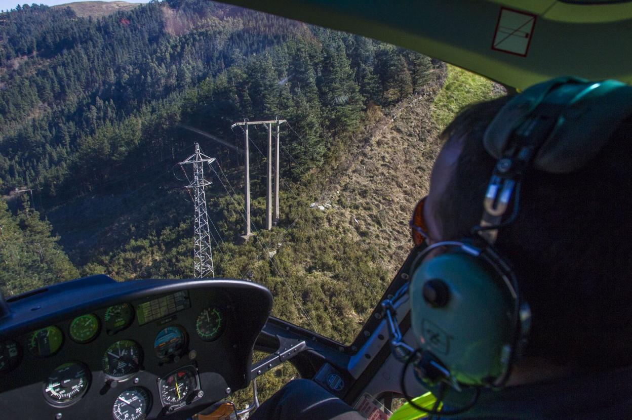 Revisión aérea por parte de Viesgo de sus redes eléctricas a través de I+D de vanguardia en forma de láser. 