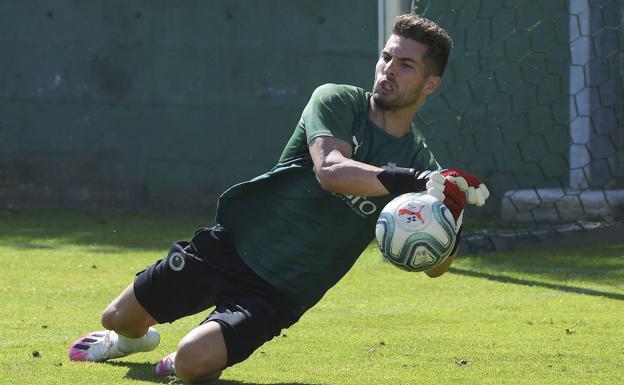 Luca Zidane sufre un esguince en la mano derecha