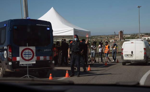 Torra avisa que podría confinar más comarcas pero descarta el cierre de toda Cataluña